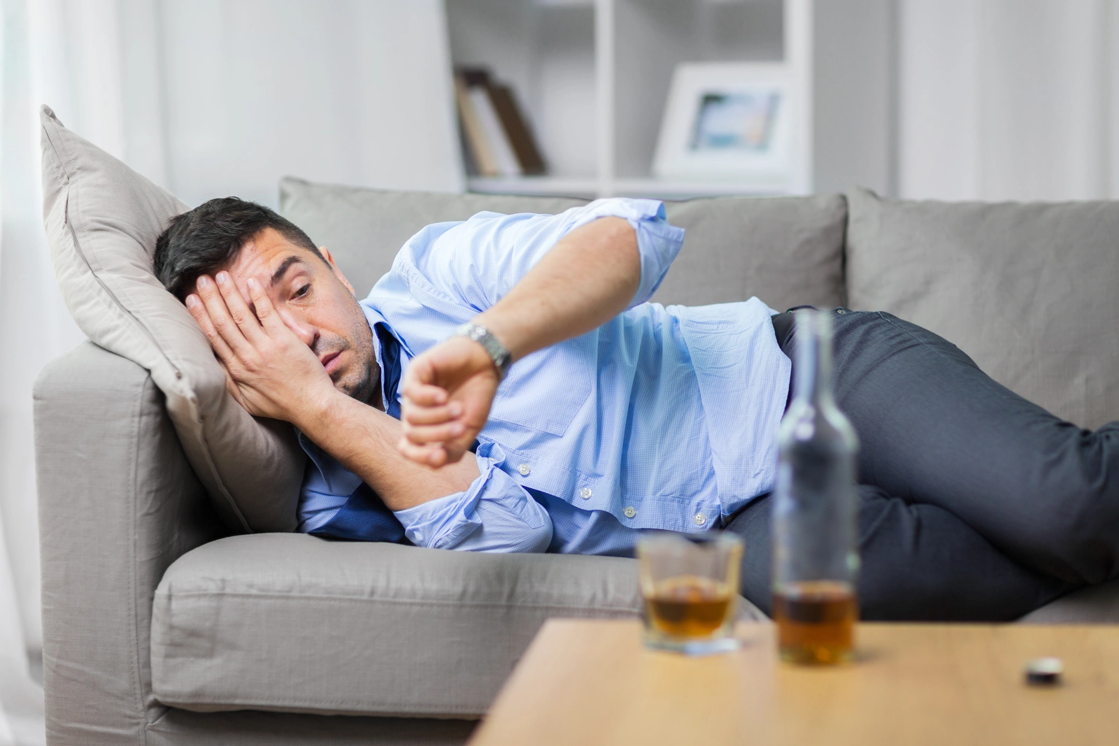 Factors That Affect Melatonin and Alcohol Interactions